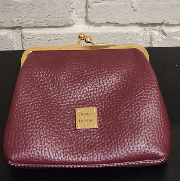 Dooney & Bourke Burgundy Leather Kisslock Wallet Coinholder w/ Credit Card Slots - Picture 1 of 8